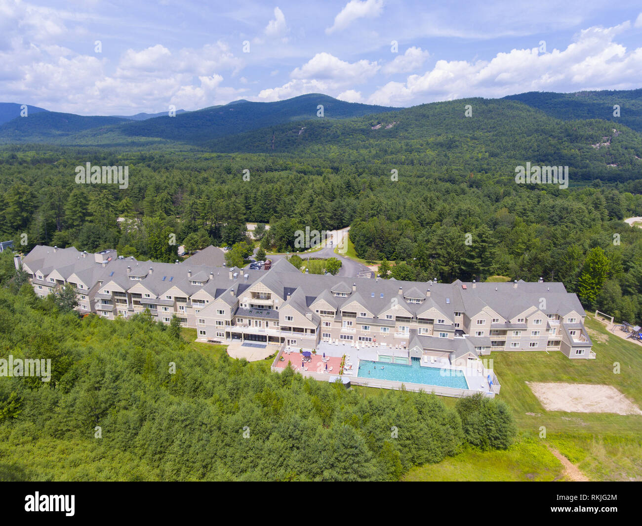 Attitash mountain resort hi res stock photography and images Alamy