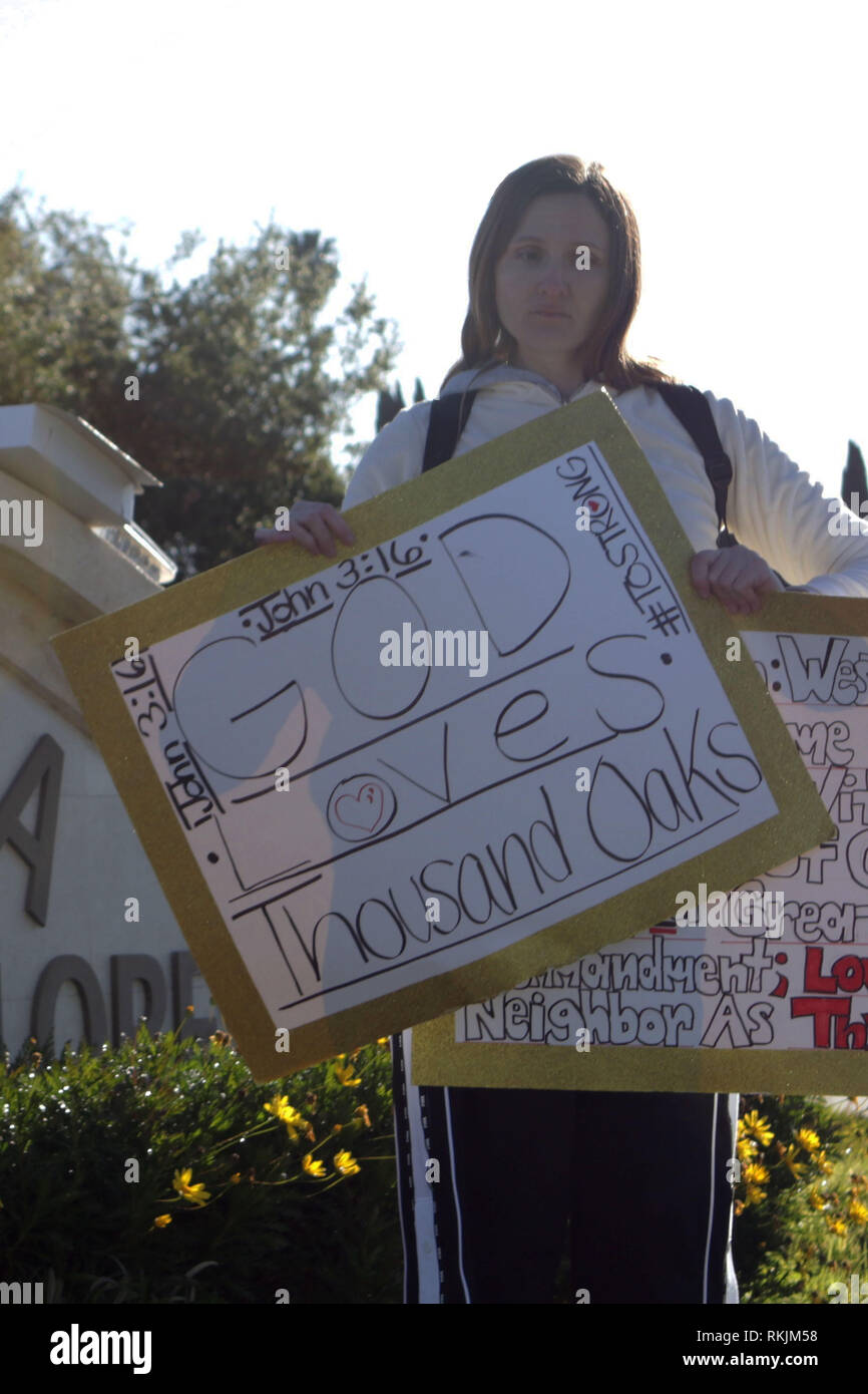 Thousand Oaks, Ventura County, California, USA. 11th February, 2019. A peaceful protest of school faculty, students, parents, and the community in front of Thousand Oaks High School on Feb. 11, 2019 in protest against Westboro Church. Danielle Williams of Thousand Oaks came to support the high school and community with posters to spread the message of love. (© Jesse Watrous) Credit: Jesse Watrous/Alamy Live News Stock Photo