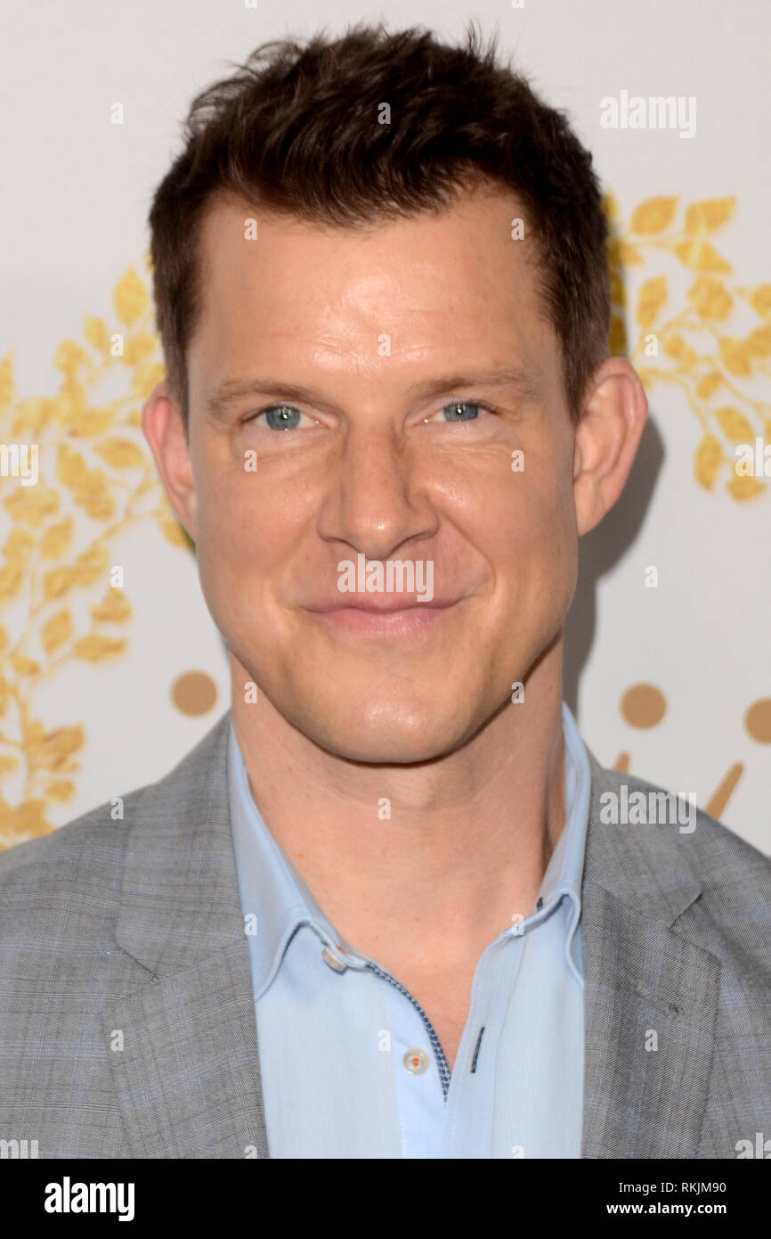 Eric Mabius Instagram, Twitter & Facebook on IDCrawl