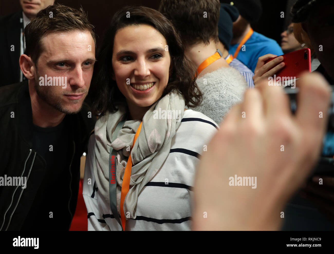 Berlin, Germany. 11th Feb, 2019. 69th Berlinale, Photocall 'Skin', USA, Panorama: Jamie Bell, British actor, has herself photographed with a visitor. Credit: Christof Soeder/dpa/Alamy Live News Stock Photo