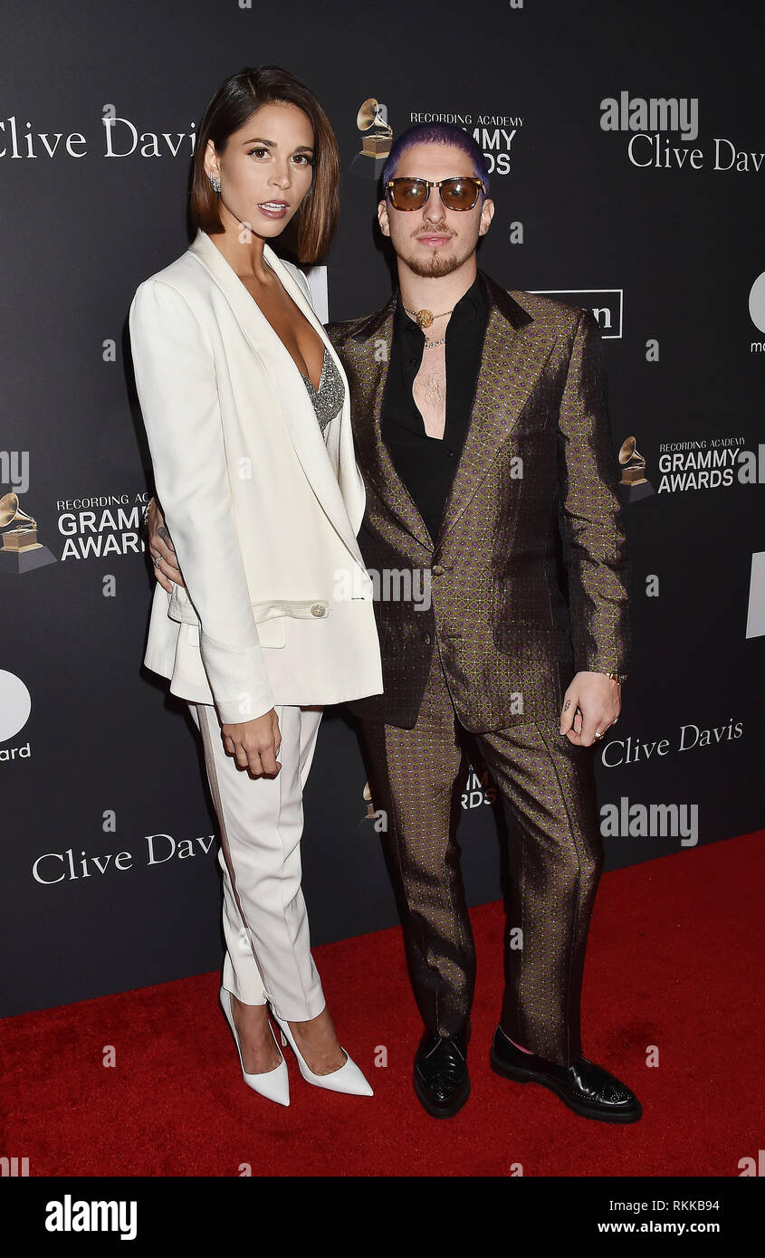 BEVERLY HILLS, CA - FEBRUARY 09: Ali Tamposi (L) and Andrew Watt attend The Recording Academy And Clive Davis' 2019 Pre-GRAMMY Gala at The Beverly Hil Stock Photo
