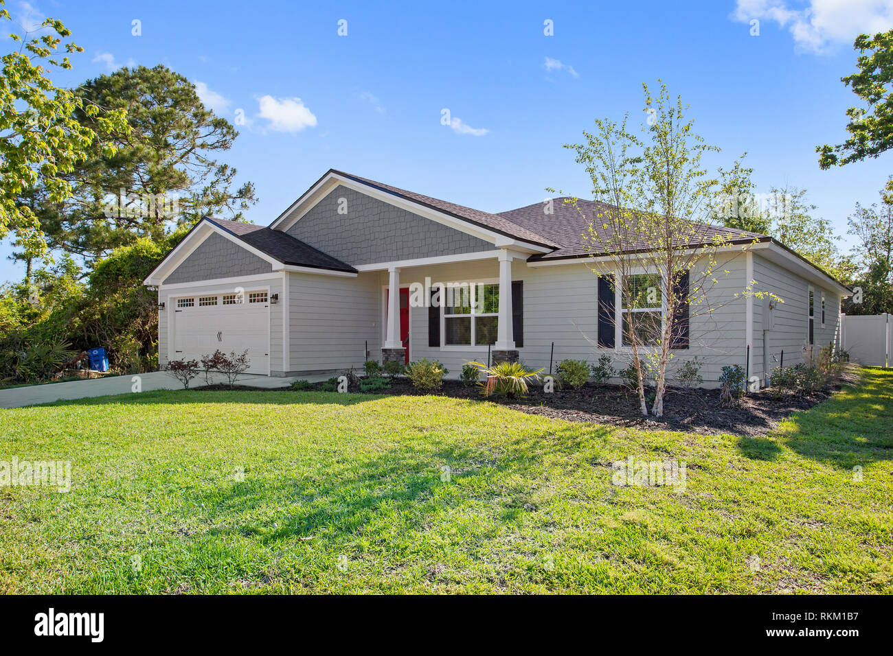 Ranch Style Home Exterior Modern Architectural Real Estate View ...