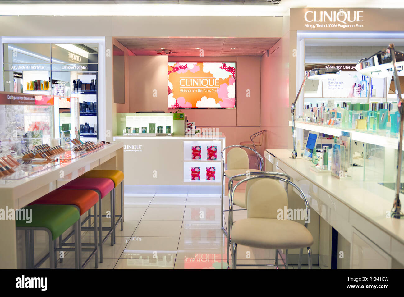 HONG KONG - CIRCA JANUARY, 2016: a Clinique store in Hong Kong. Clinique  Laboratories, LLC is an American manufacturer of skincare, cosmetics,  toiletr Stock Photo - Alamy