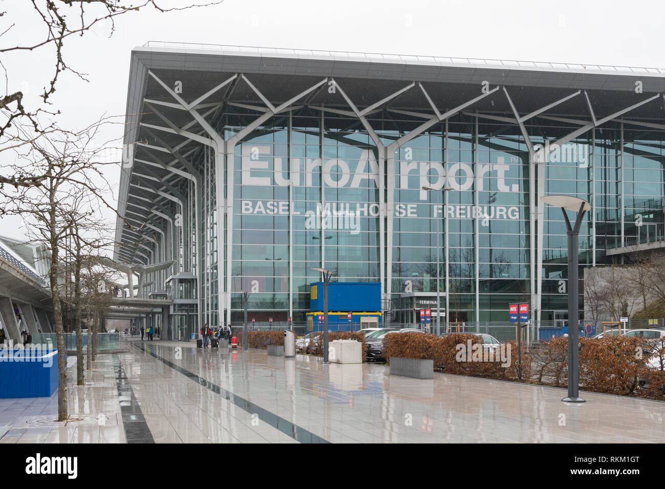 EuroAirport Basel Mulhouse Freiburg - France/Switzerland, Europe - an  unusual airport because the building is split between two countries Stock  Photo - Alamy