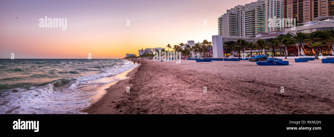 Fort Lauderdale beach at sunset on a January evening Stock Photo