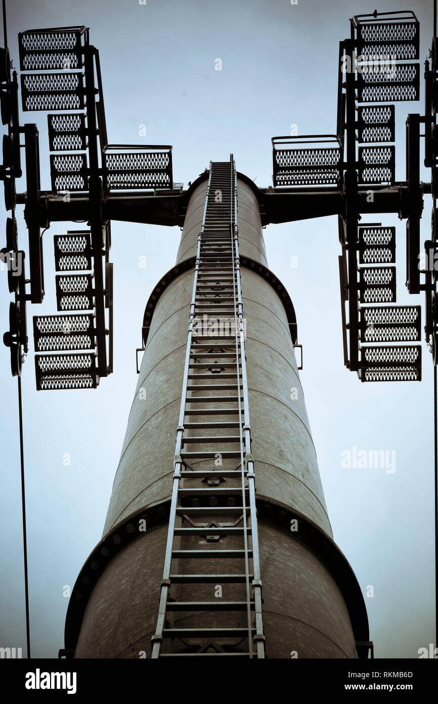 Gondola lift aerial view hi-res stock photography and images - Alamy
