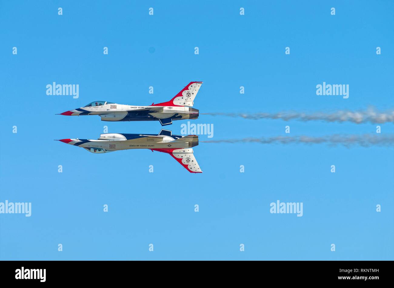 The Thunderbirds Us Air Force Acrobatic Team The Thunderbirds Are The Air Demonstration Squadron Of The United States Air Force Usaf Based Stock Photo Alamy
