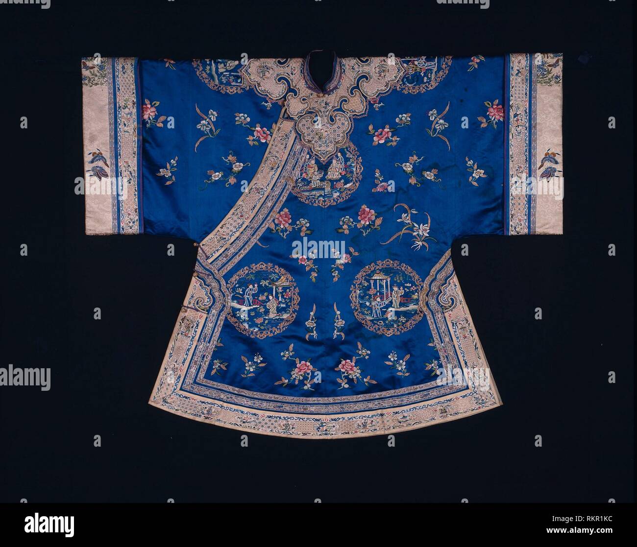 Woman's Ao (Short Robe) - Qing dynasty (1644–1911), 1875/1900 - Han ...