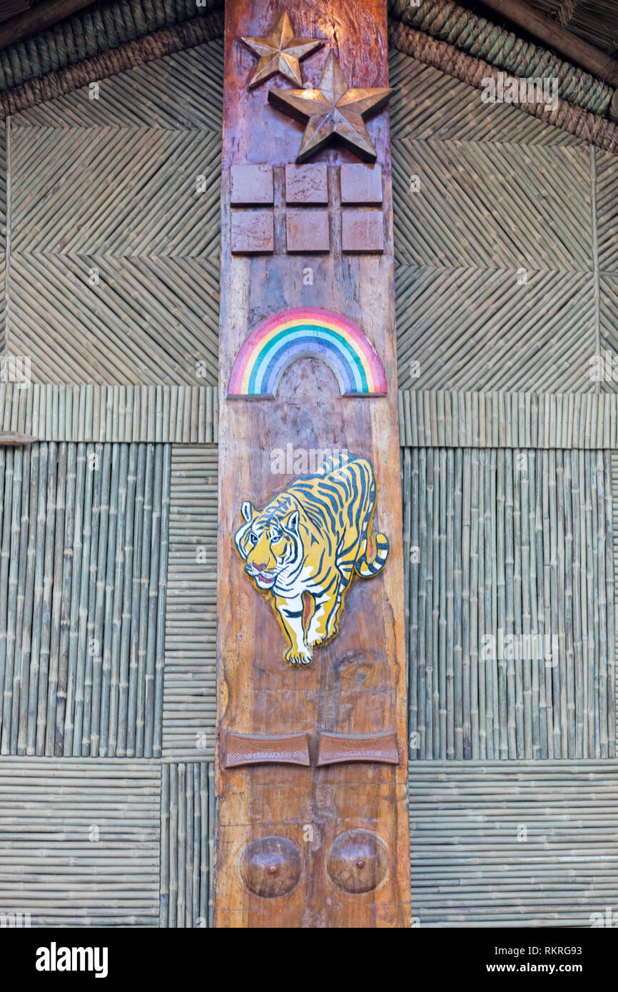 Wood carving india hi-res stock photography and images - Alamy