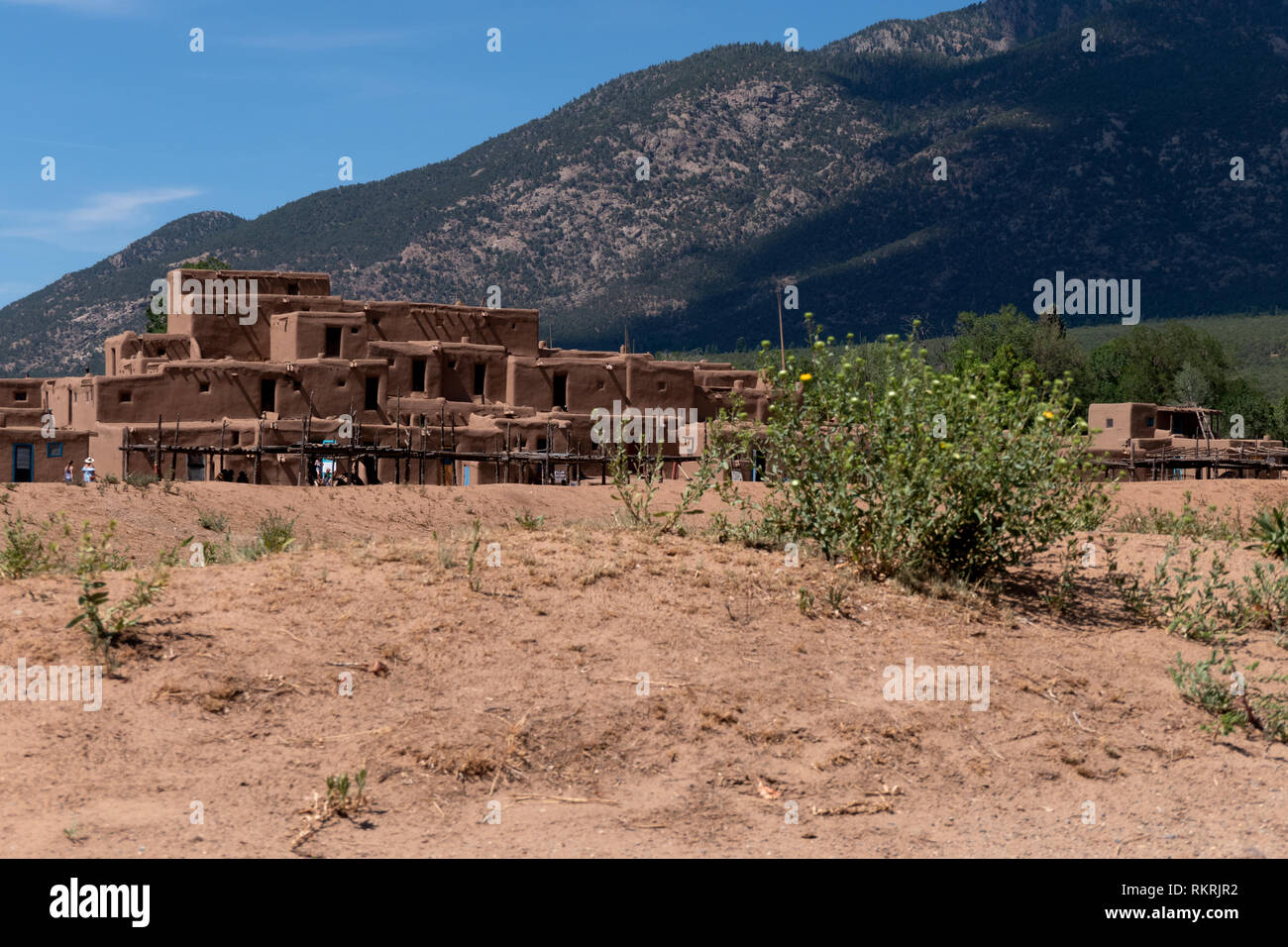 Taos pueblo hires stock photography and images Alamy
