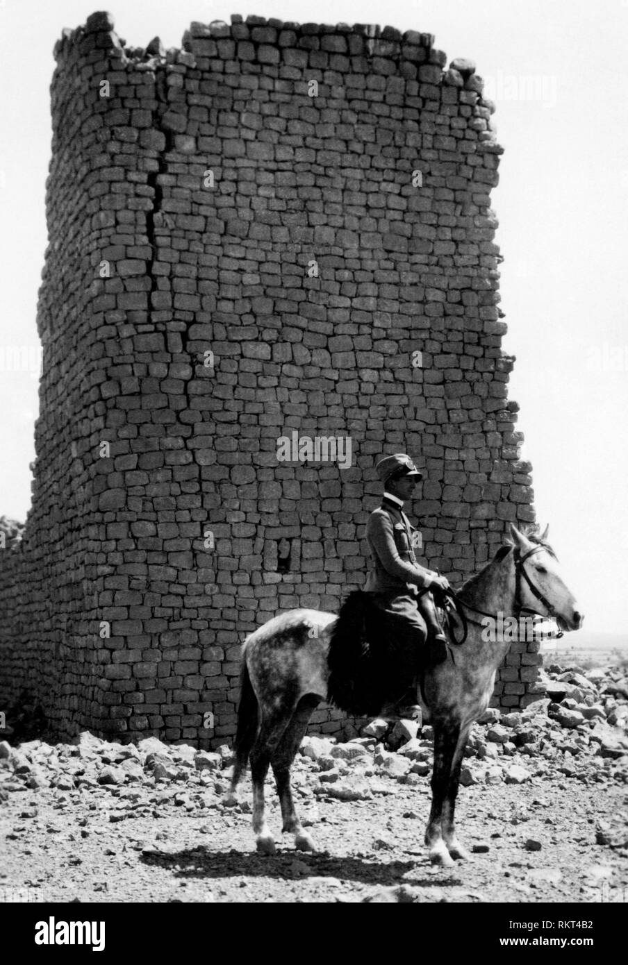 remains of a house, Ghirza, libya 1920-30 Stock Photo