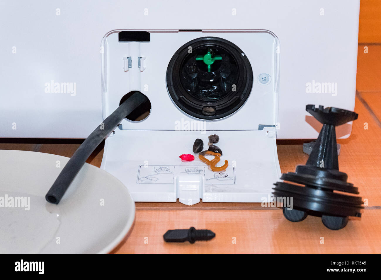 Cleaning the washing machine. How to clean the filter from small parts