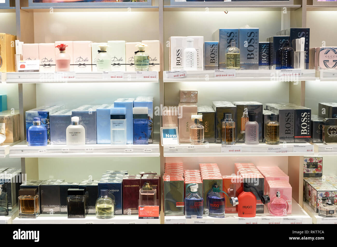 SINGAPORE CIRCA SEPTEMBER, 2016 a cosmetics store at Changi Airport