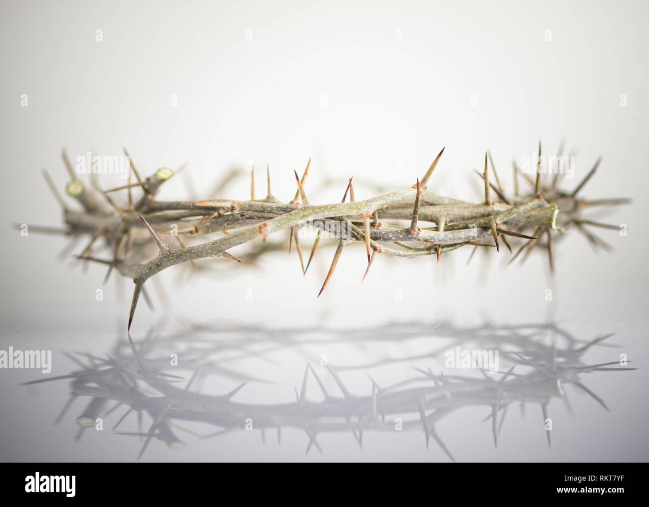 Crucifixion crown of thorns hi-res stock photography and images - Alamy