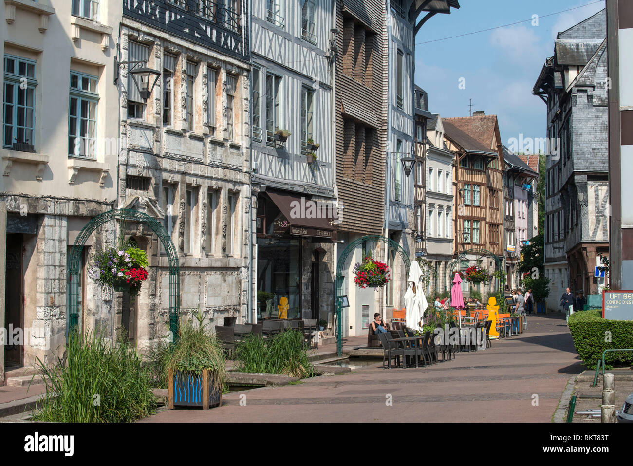 Rouen (Normandy, northern France): ' rue Eau-de-Robec ' street in the city centre *** Local Caption *** Stock Photo