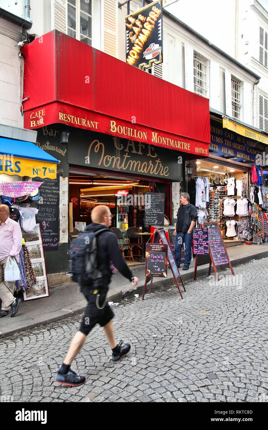 PARIS JULY 22 Tourists visit Rue de Steinkerque on July 22, 2011 in