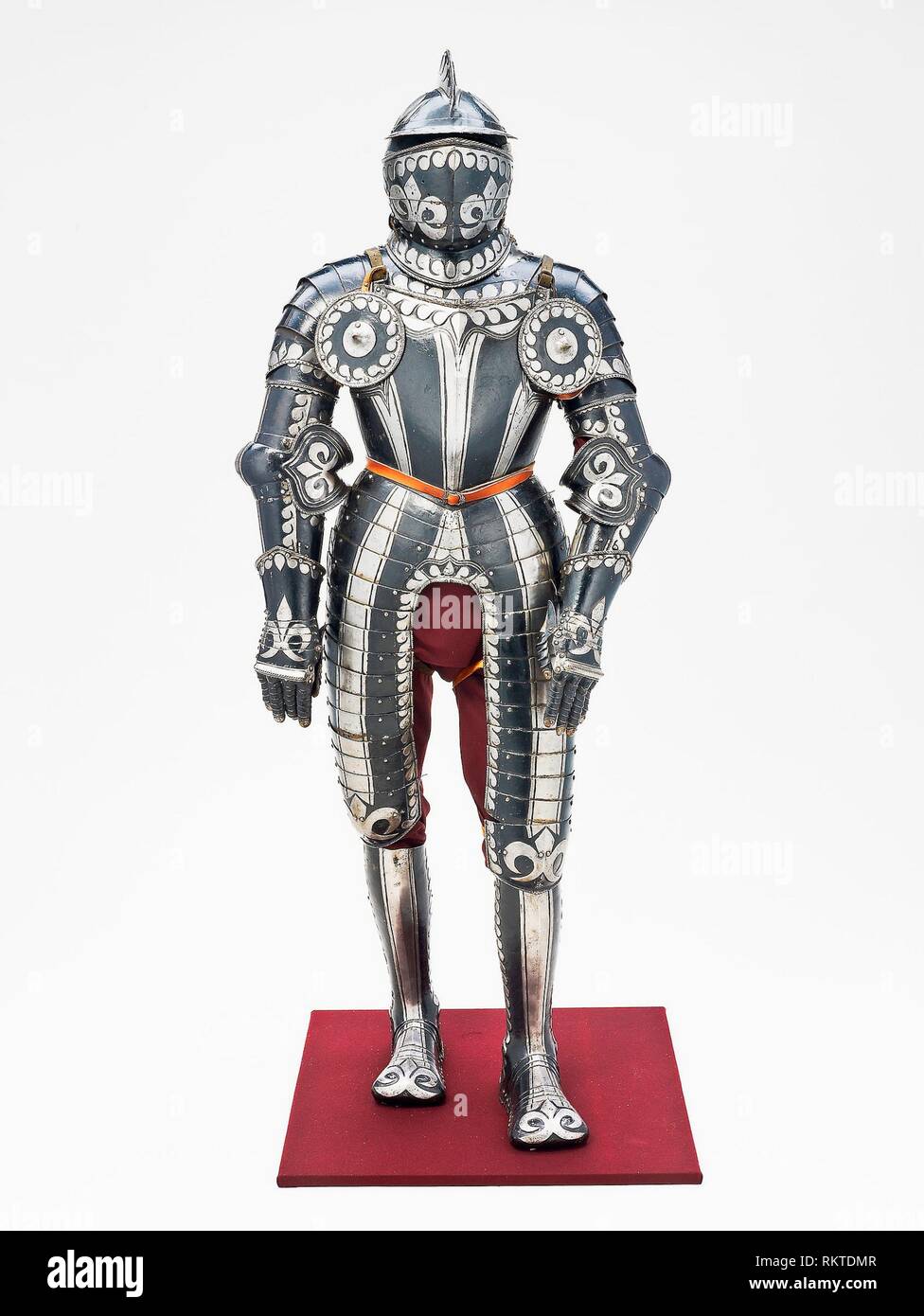 German armour 1550 hi-res stock photography and images - Alamy