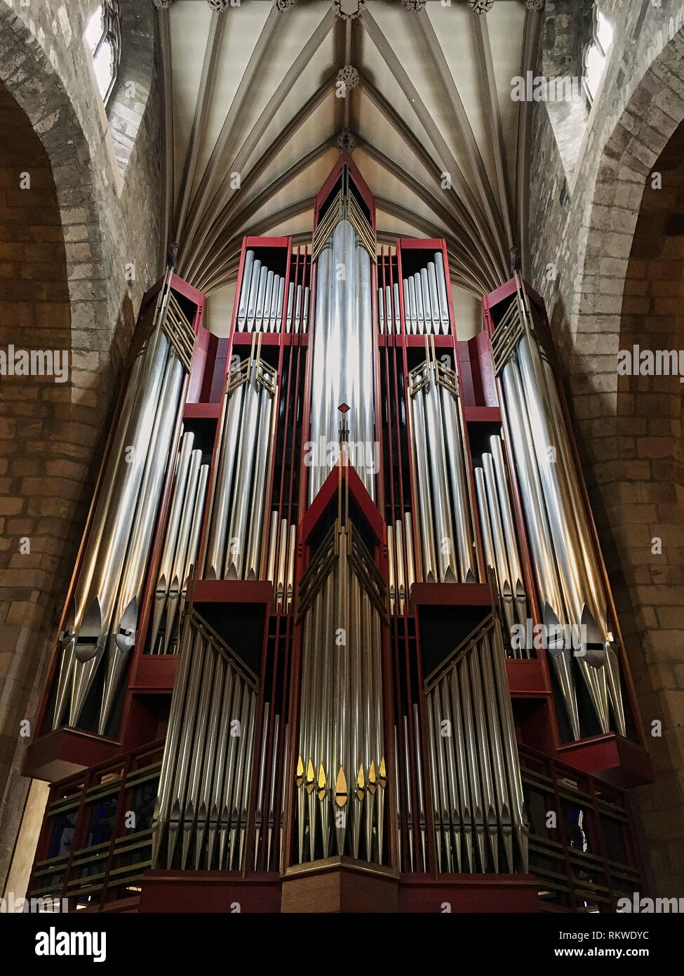 Bath, United Kingdom - November 4, 2018 Church organ in Abbey Church of St.Peter and St.Paul ...