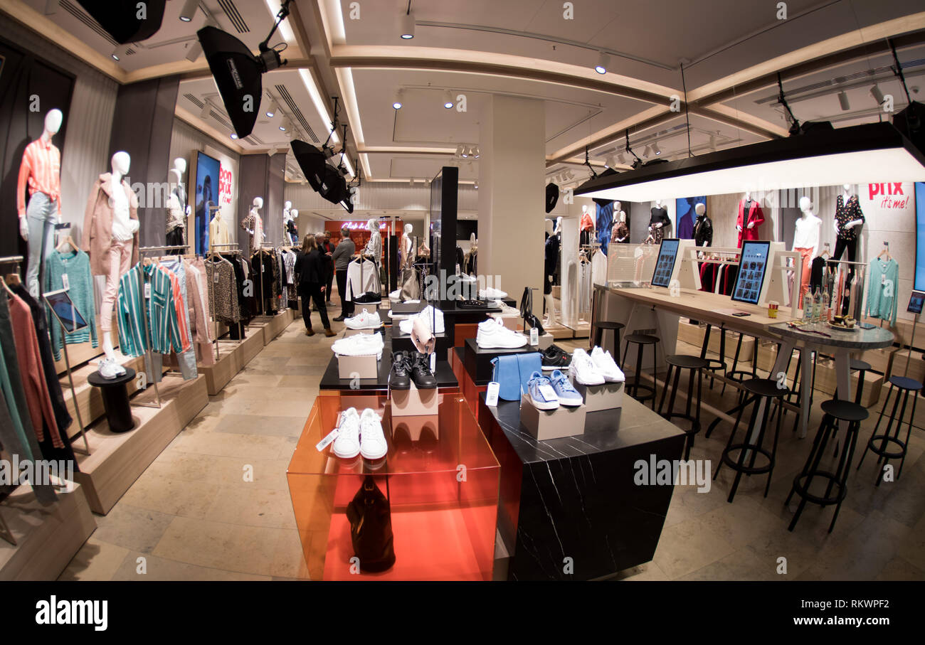 Hamburg, Germany. 04th Feb, 2019. Garments hang on hangers in the new  Bonprix Pilot store in downtown Hamburg. Under the motto "fashion connect",  Bonprix, an Otto Group company, wants to combine the