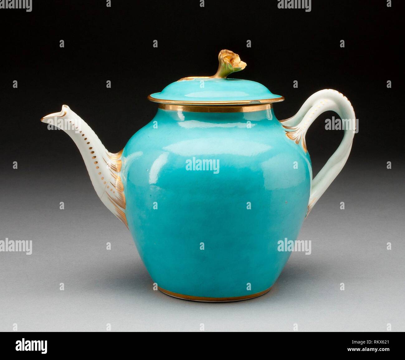 Teapot About 1770 Worcester Porcelain Factory Worcester, England