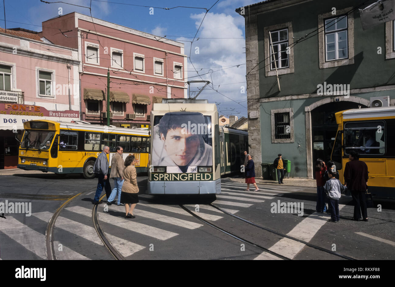 Lissabon, Strassenbahn, Largo das Fontainhas - Lisboa, Tramway, Largo das Fontainhas Stock Photo