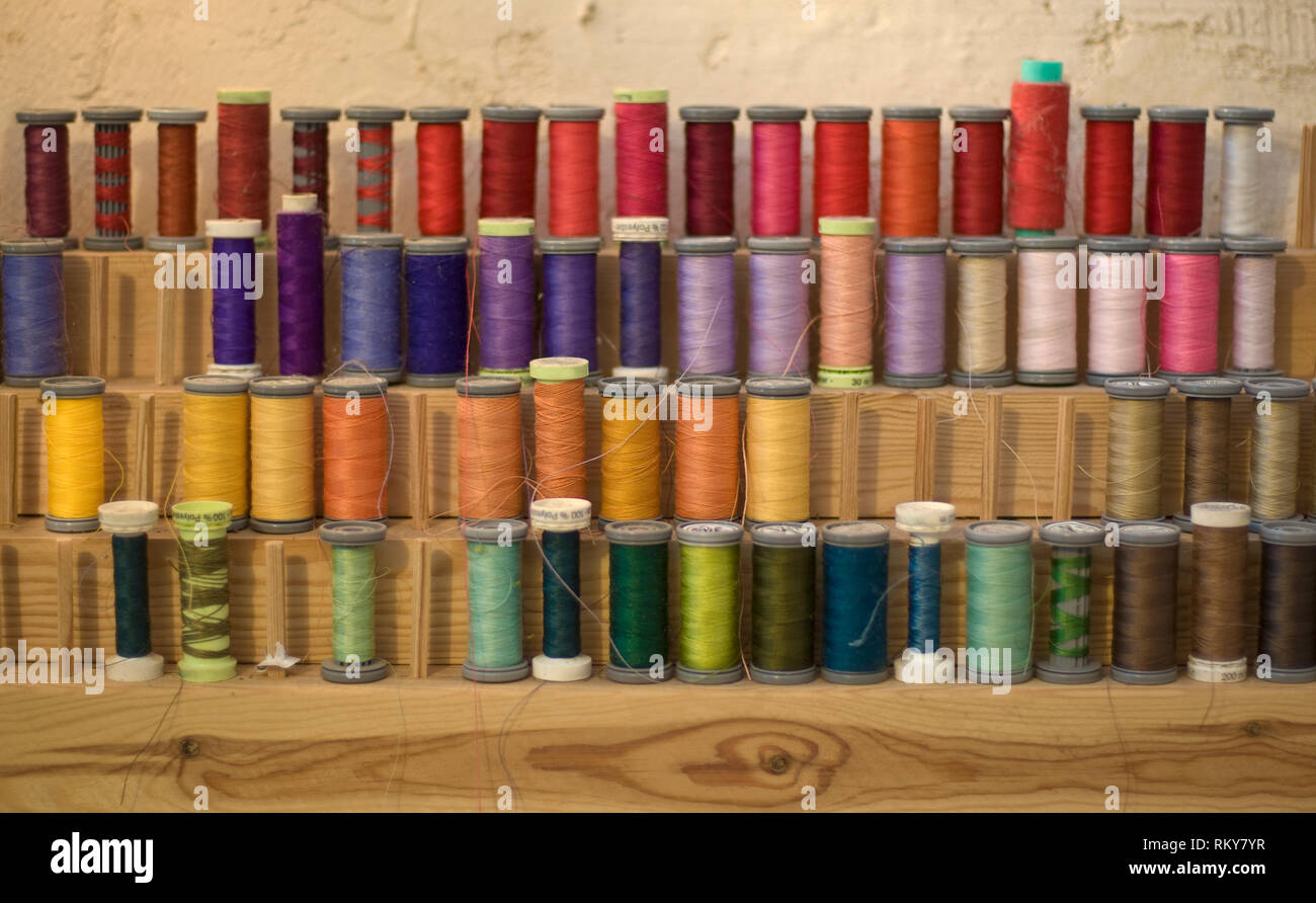 Thread colored hi-res stock photography and images - Alamy