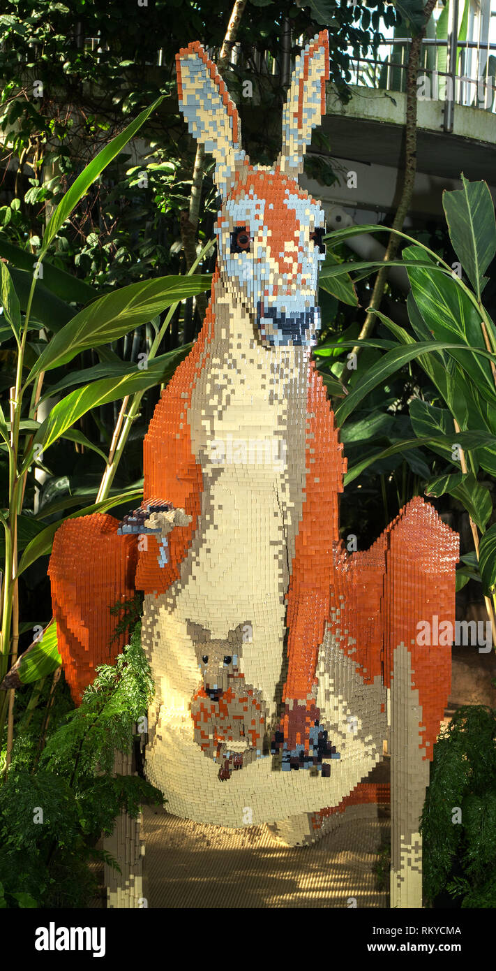 Life-sized lego model of Kangaroo and Joey at 'The Great Brick Safari' 2019 at RHS Wisley Garden, Surrey Stock Photo