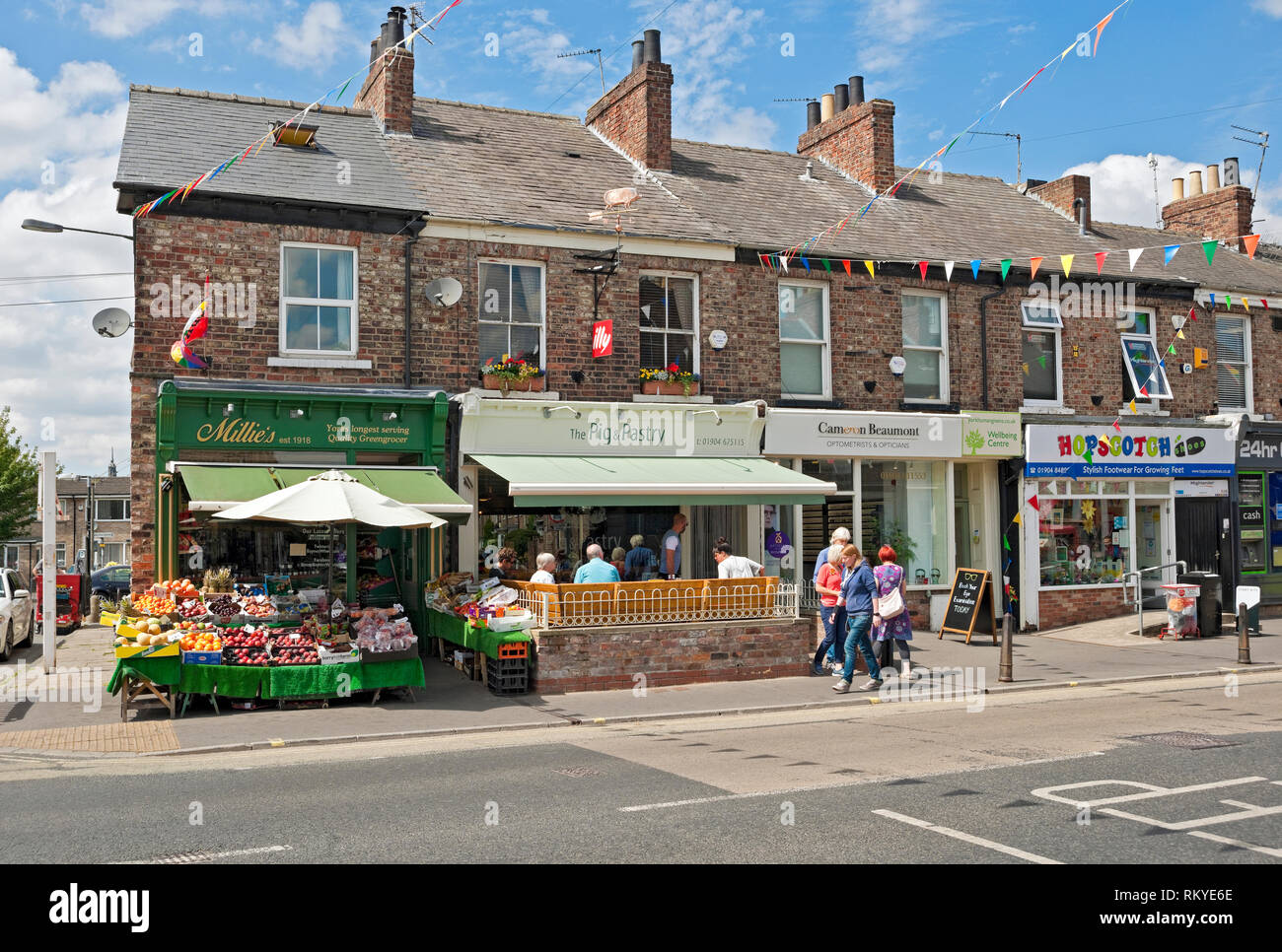 Bishopthorpe road york hi-res stock photography and images - Alamy