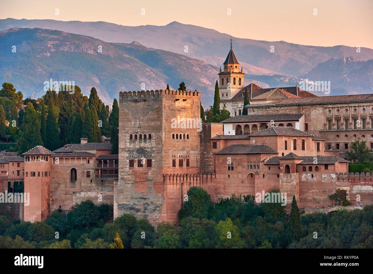 Alhambra, UNESCO World Heritage Site, Albaicin, Sierra Nevada and la Alhambra at Sunset, Granada, Andalusia, Spain. Stock Photo