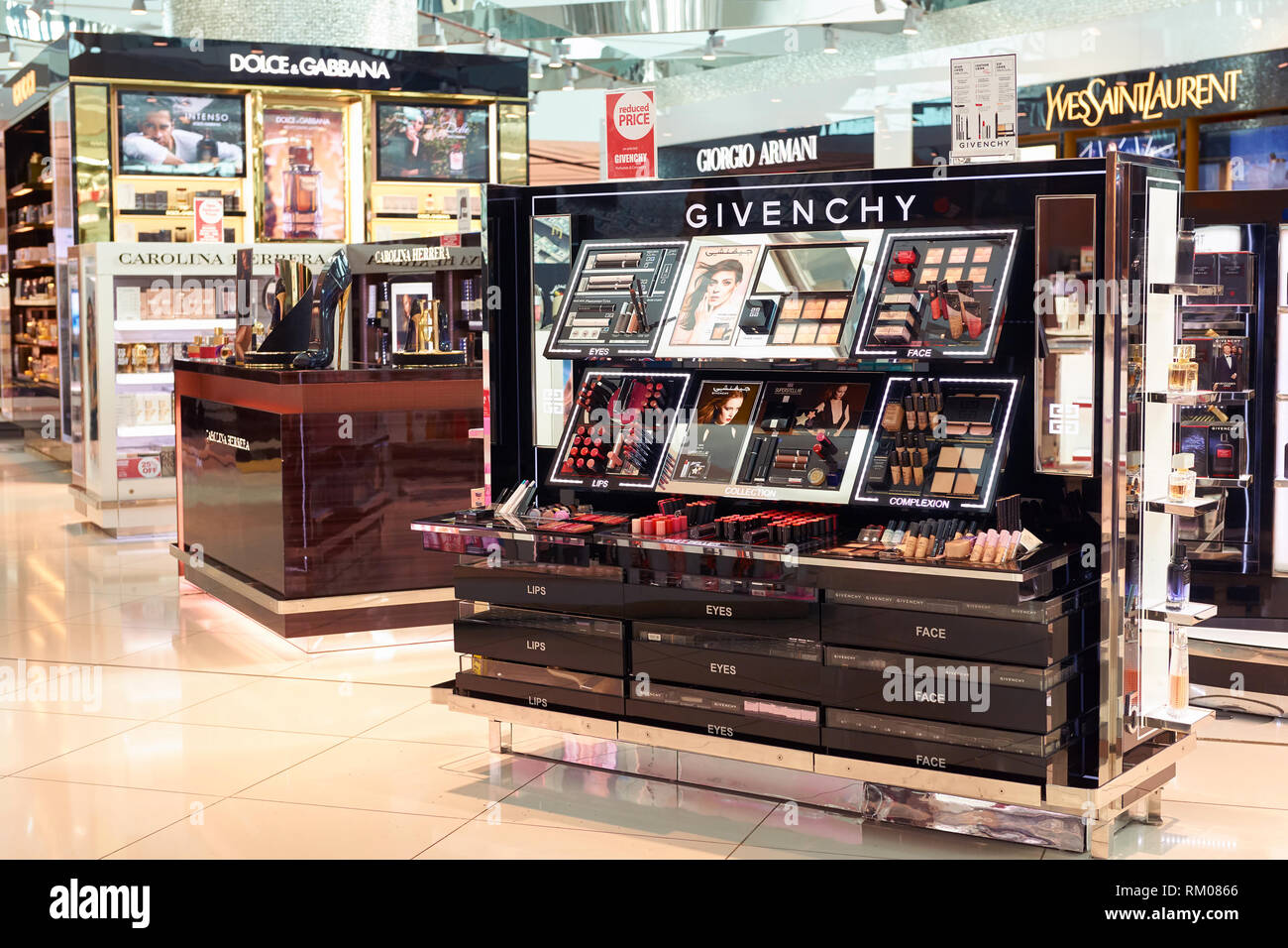 DUBAI, UAE - CIRCA NOVEMBER, 2016: duty free at Dubai International ...