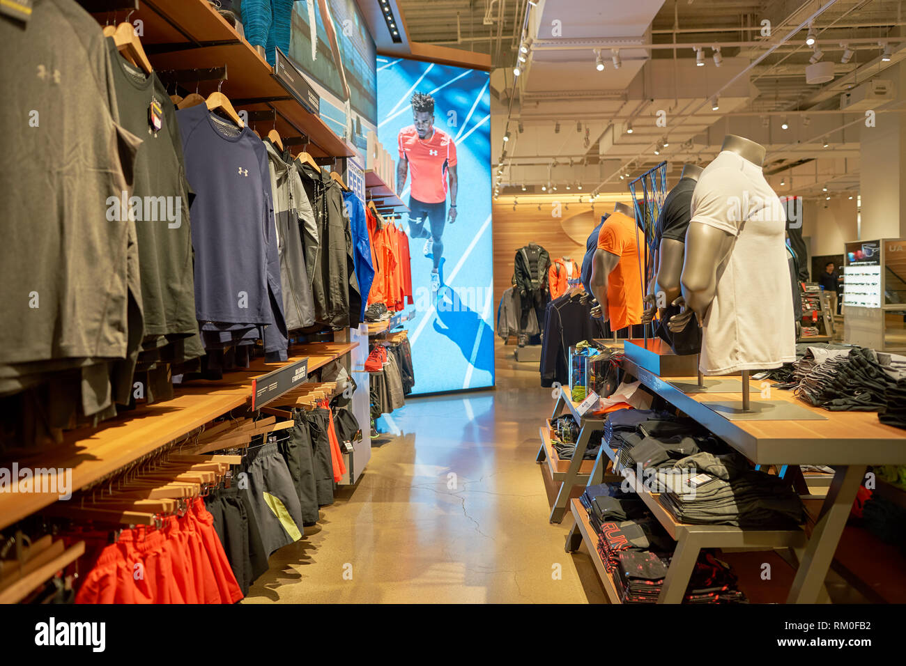 Mannequin under armour hi-res stock photography and images - Alamy