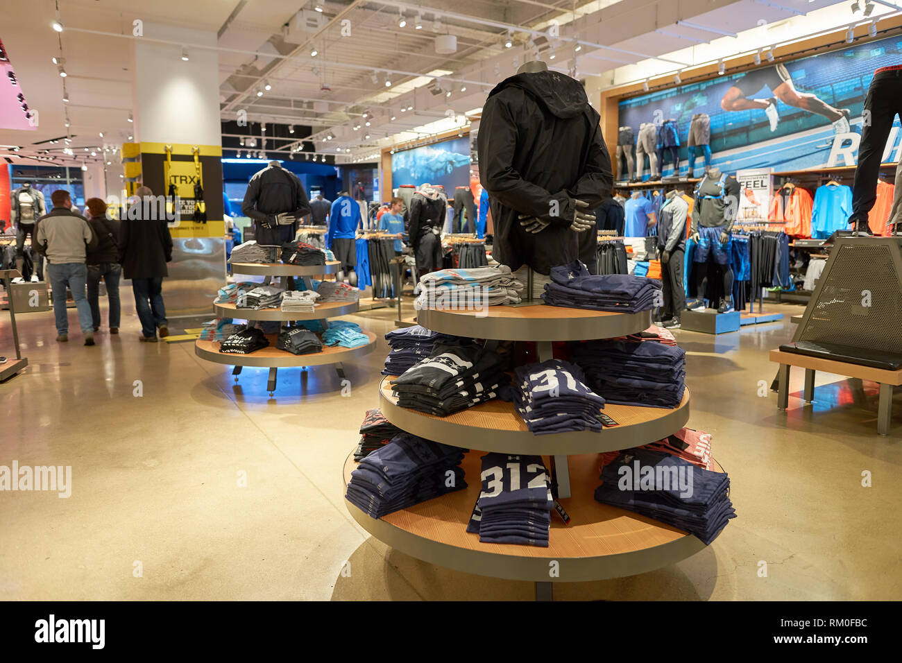 Shop clothes trade in hi res stock photography and images Page
