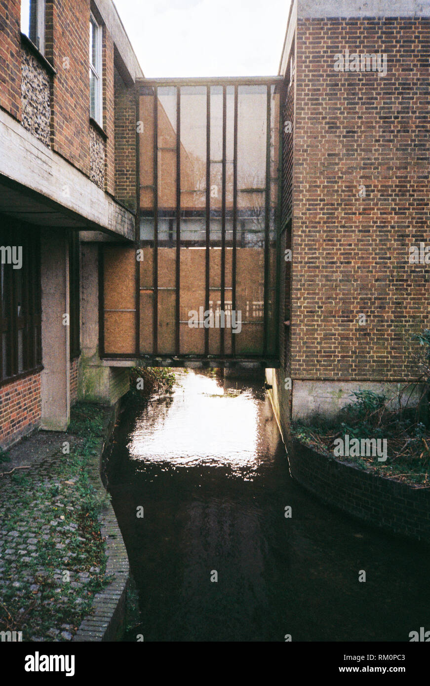 Friarsgate medical centre bridge hires stock photography and images