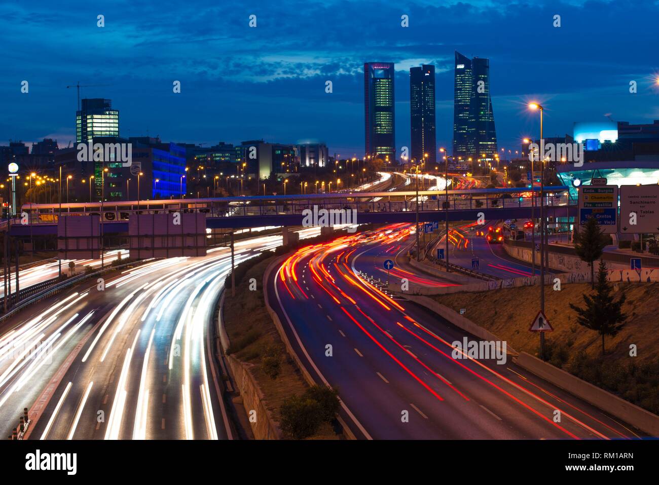 A skyscraper in madrid hi-res stock photography and images - Alamy
