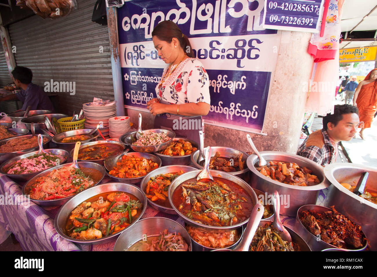 Ambulant restaurant, market in the 26th street, Sule Pagoda area, city center, Yangon, Myanmar, Asia Stock Photo