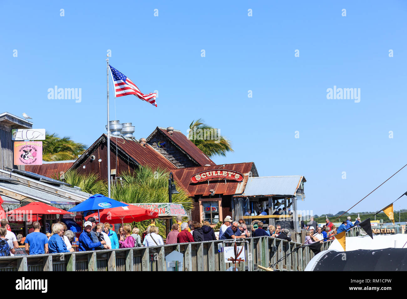 TAMPA, FLORIDA February 24, 2016 With 2 airports, 100 miles of