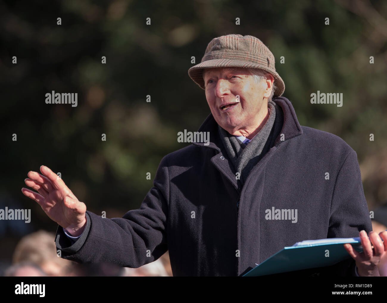 Professor Viv Thomas re-enacting the speech given by Joseph Arch at the  centenary celebrations Stock Photo - Alamy