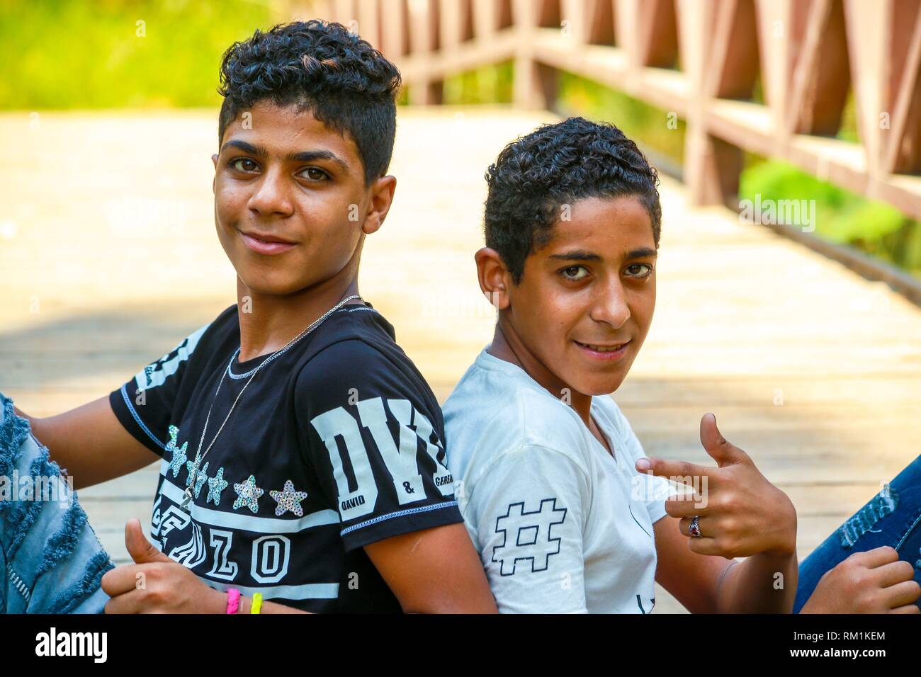 In schwule El Giza boys boys Nearby