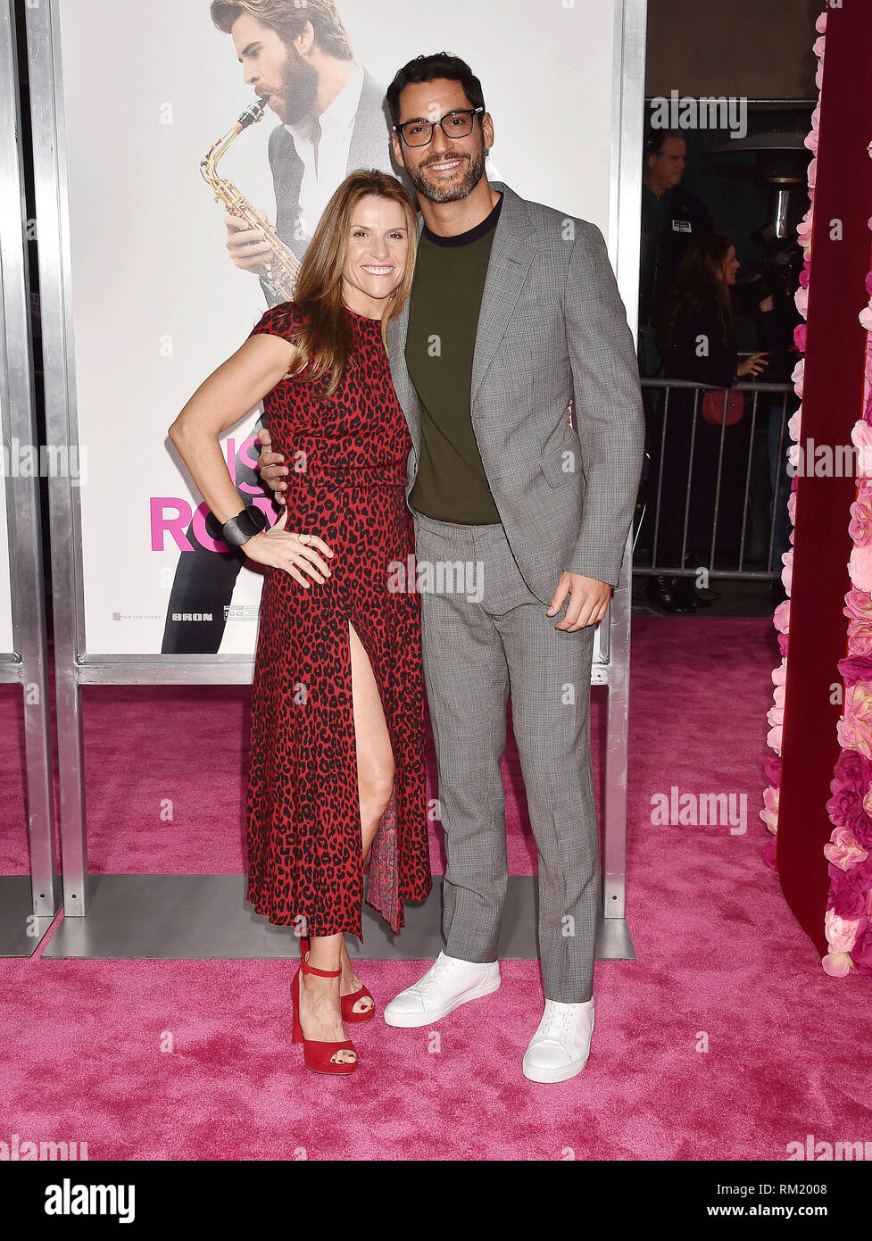 impressionisme Robust Tilkalde LOS ANGELES, CA - FEBRUARY 11: Gina Matthews (L) and Tom Ellis arrive at  the Premiere Of Warner Bros. Pictures' 'Isn't It Romantic' at The Theatre  at Stock Photo - Alamy
