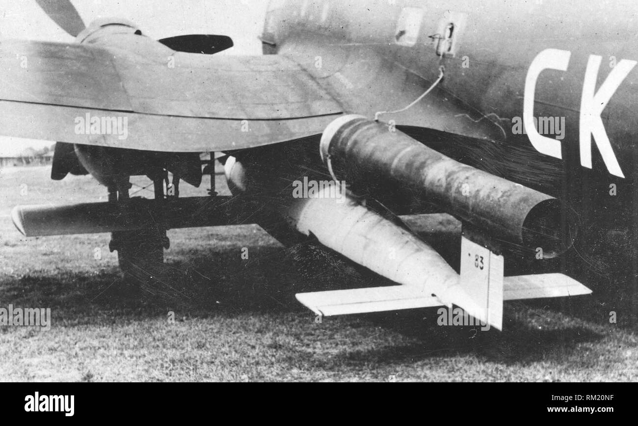 A German Luftwaffe Heinkel He 111 H-22. This version could carry FZG 76 (V1) flying bombs, but only a few aircraft were produced in 1944. Some were used by bomb wing KG 3. Stock Photo