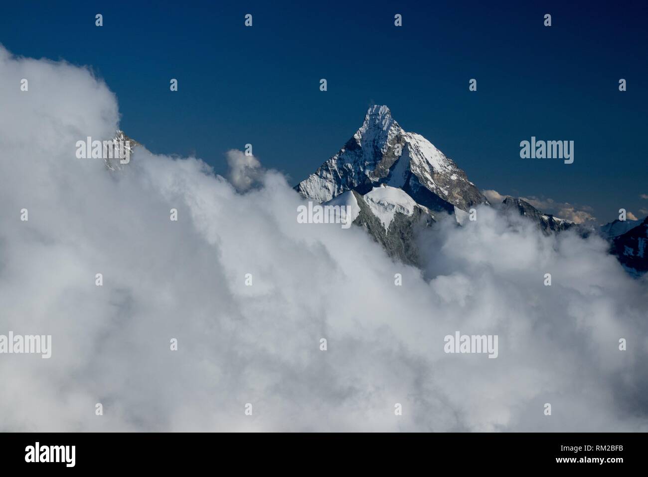 The alps aerial view of the matterhorn hi-res stock photography and ...