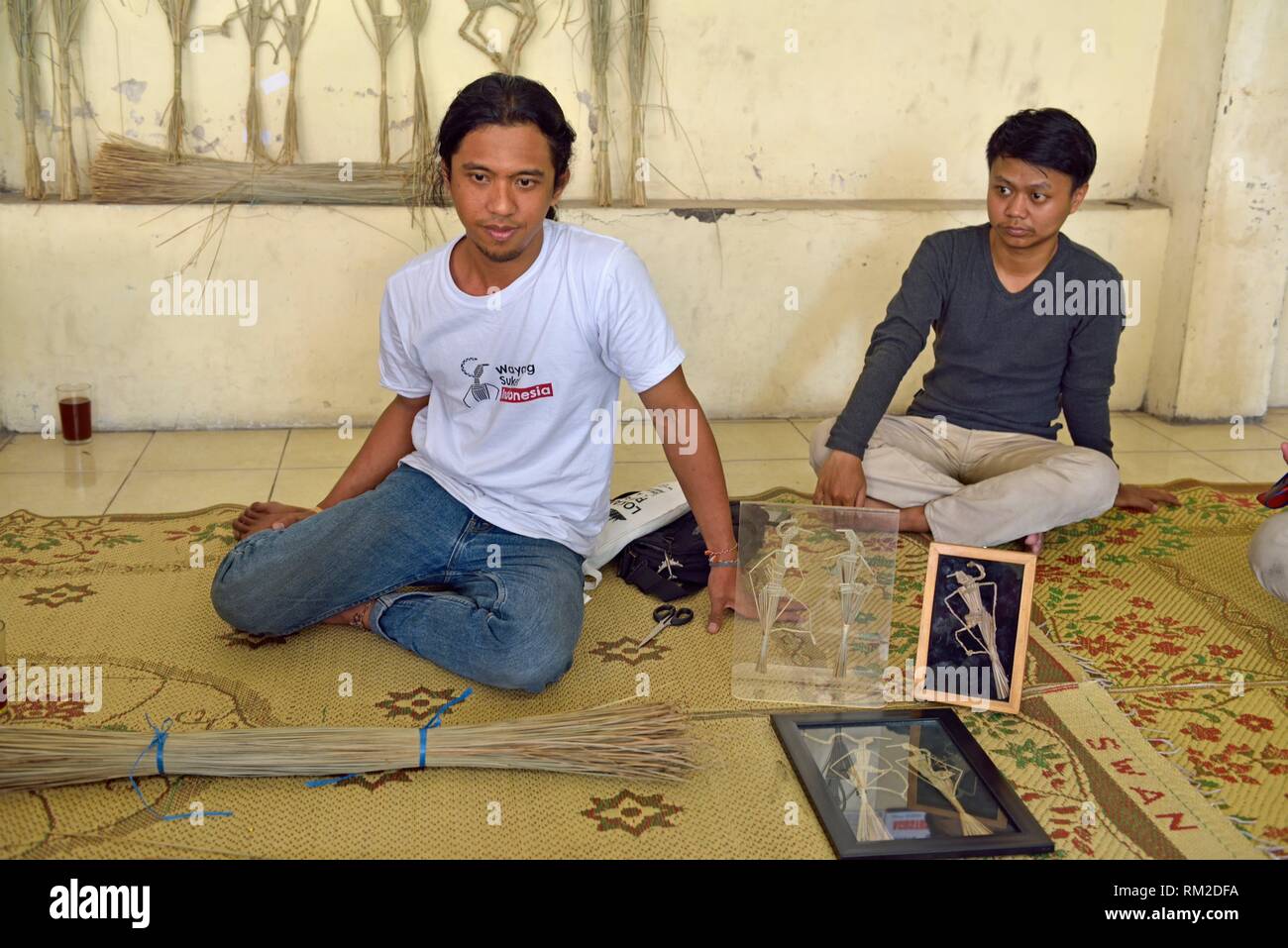 Puppet Making Java High Resolution Stock Photography and Images - Alamy