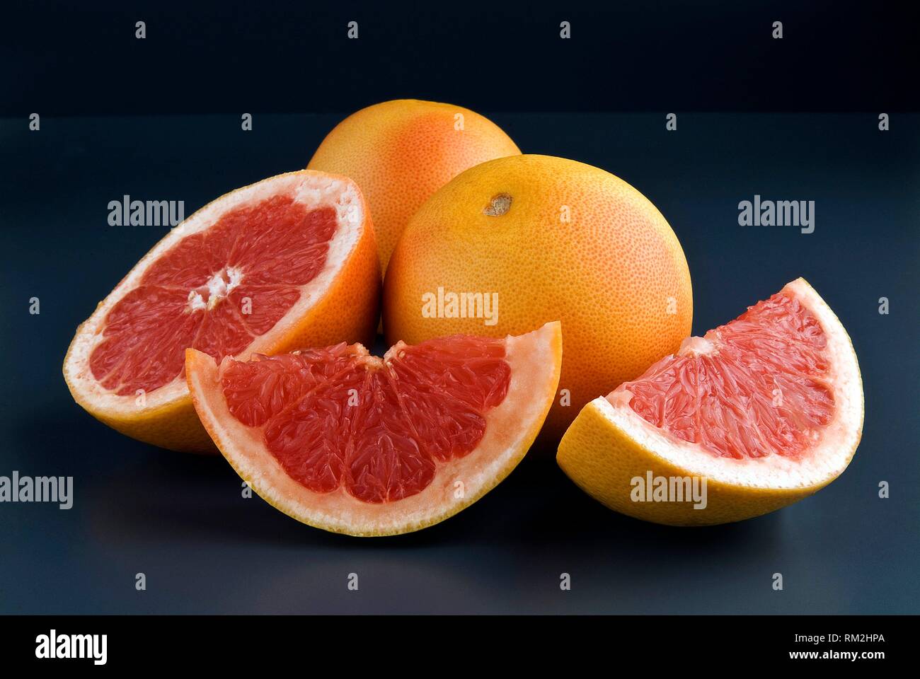 segmentation of grapefruit fruit,studio photography of girona,catalonia,spain Stock Photo Alamy