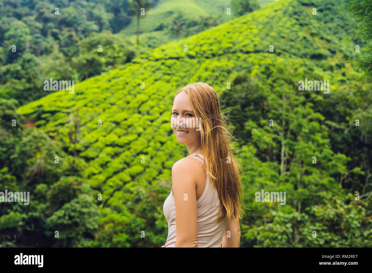 Women Tourist At A Tea Plantation Natural Selected Fresh Tea Leaves In Tea Farm In Cameron Highlands Malaysia Ecotourism Concept Stock Photo Alamy
