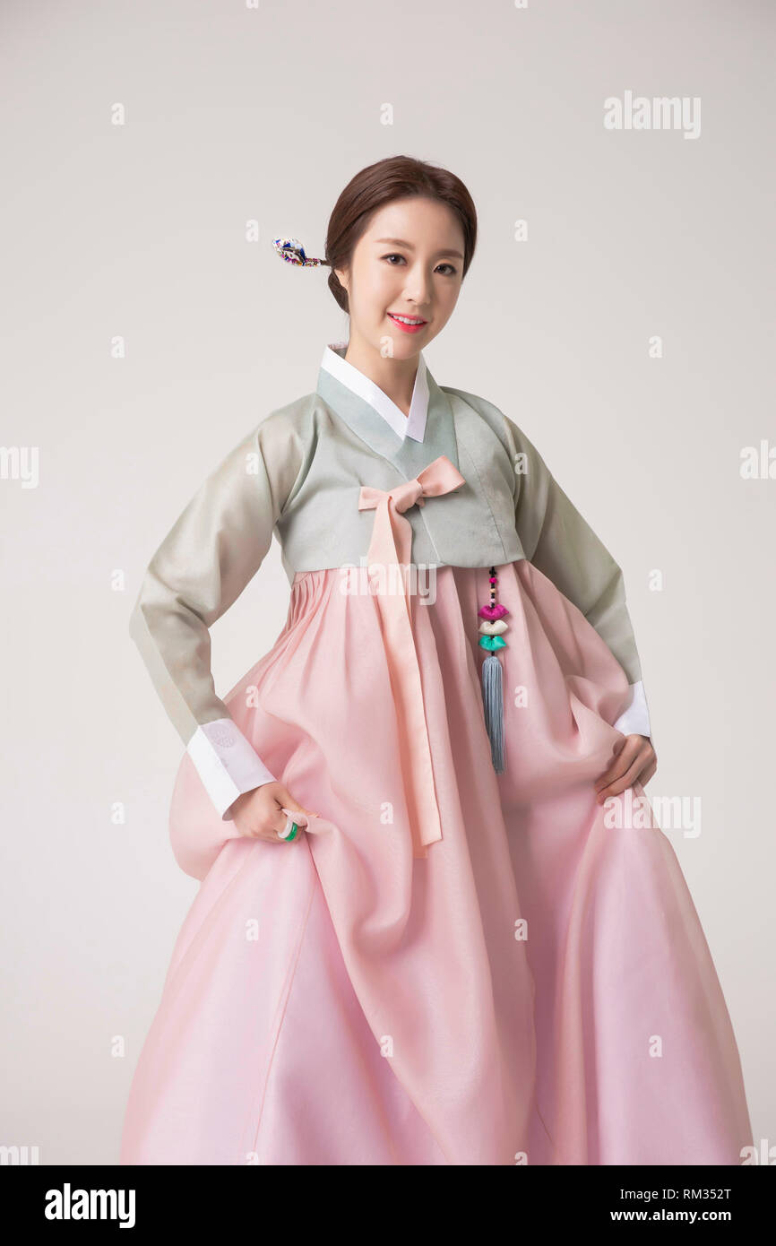 Korean Beauty Concept Photo. Young Beautiful Woman Wearing Hanbok ...