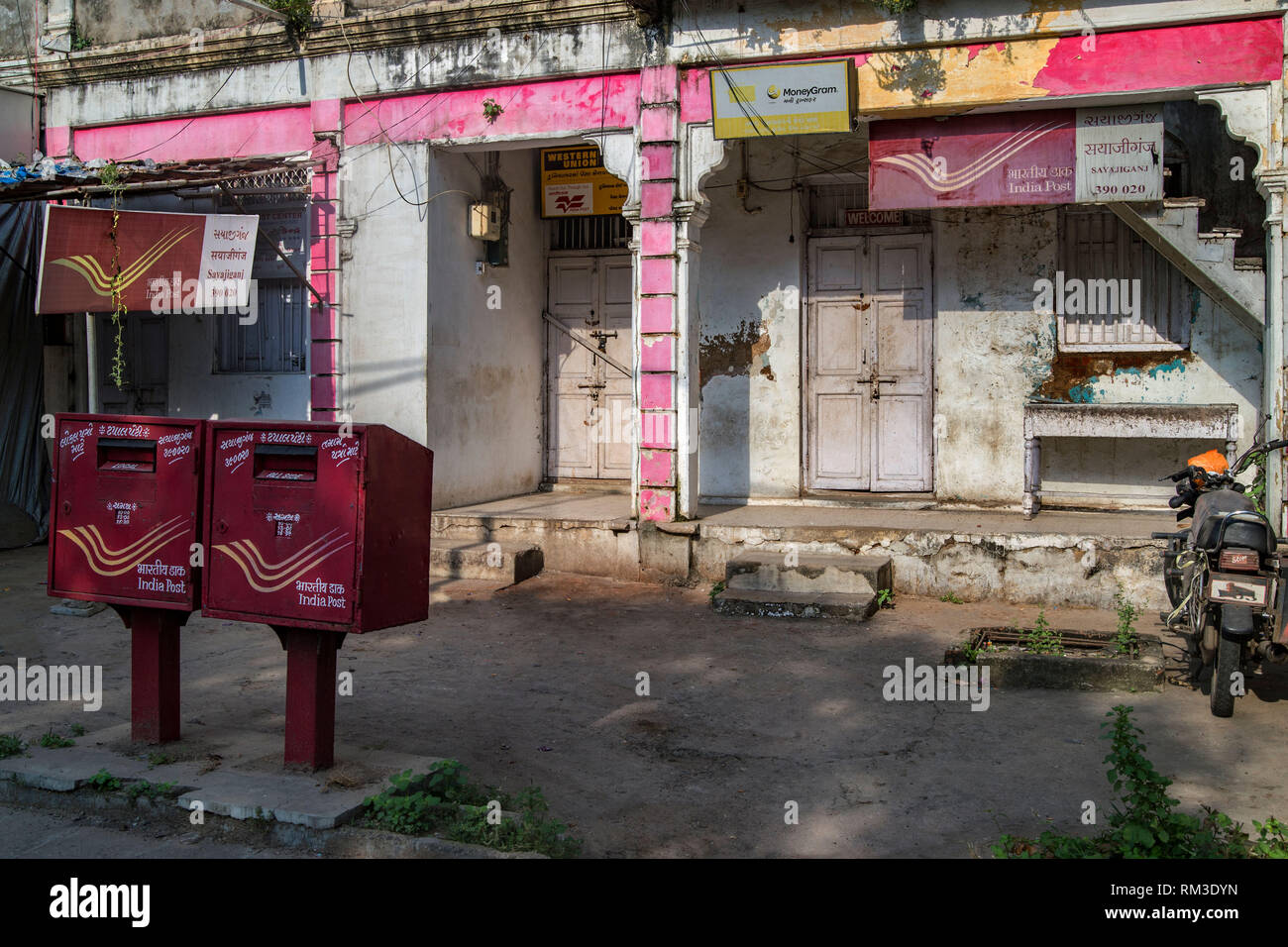 Sayajigunj Hi Res Stock Photography And Images Alamy