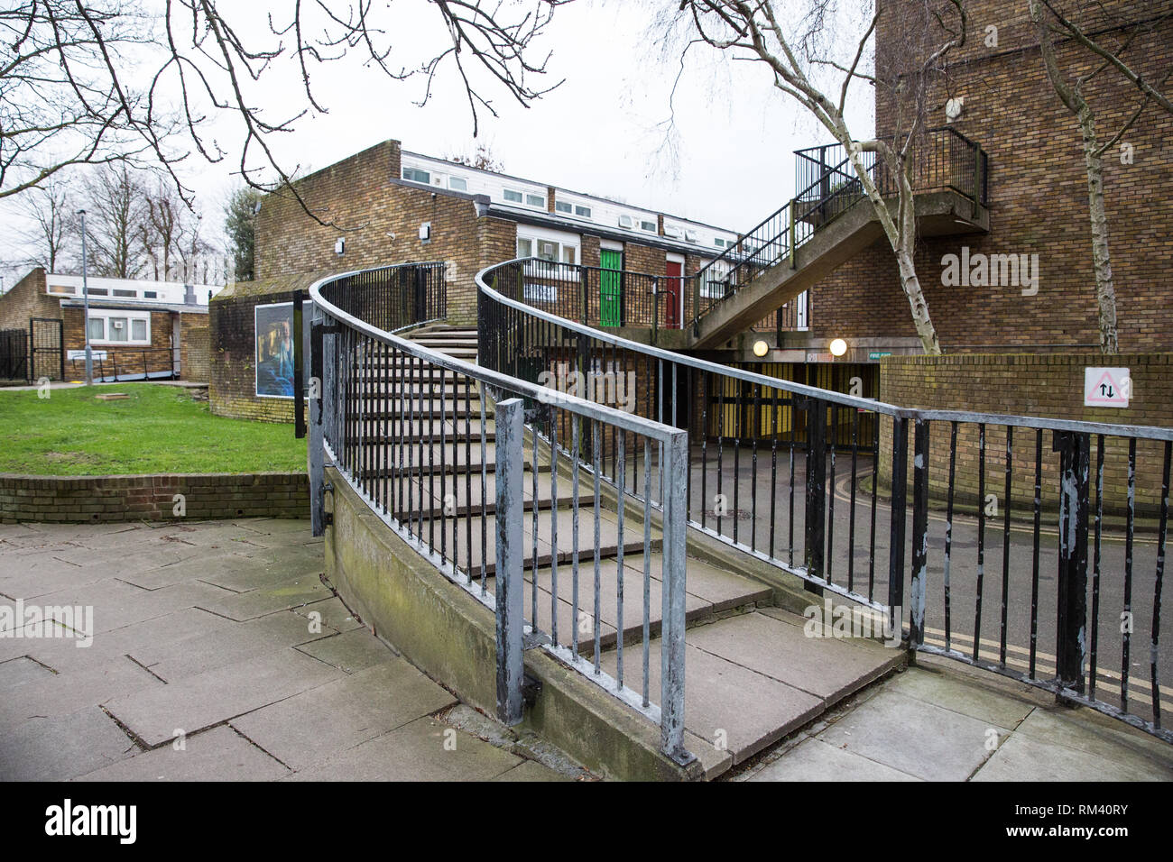London council estate stairs hi-res stock photography and images - Alamy