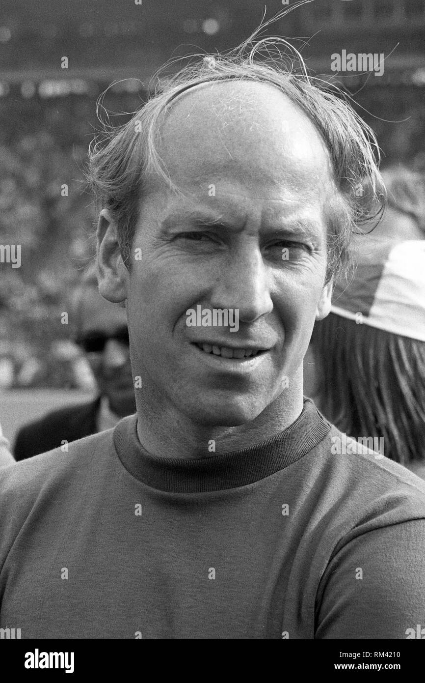 Bobby Charlton High Resolution Stock Photography and Images - Alamy