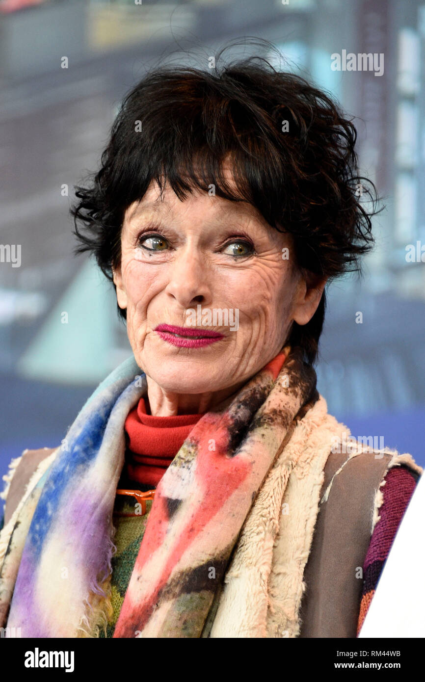 Geraldine Chaplin High Resolution Stock Photography And Images Alamy