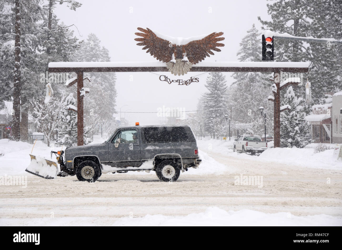 Lincoln County, Montana, USA. 12th Feb, 2019. The town of Libby, Montana, along Montana state highway 2, after winter storm Nadia moves inland to North Idaho and northwest Montana, dumping more than 2 feet of snow in less than 24 hours. Lincoln County, northwest Montana. Credit: Randy Beacham/Alamy Live News Stock Photo